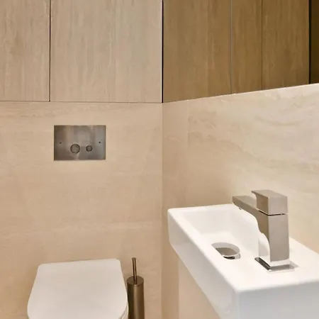 Luxury Modern 2br Ac Marais Metro Steps Away Lejlighed *