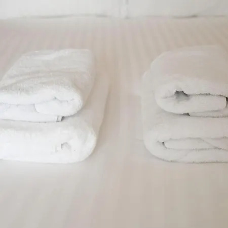 Luxury Modern 2br Ac Marais Metro Steps Away Lejlighed Paris